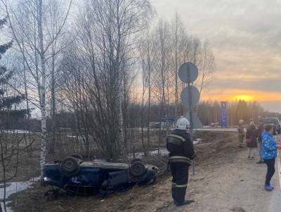 В Тверской области в ДТП в перевернувшемся авто пострадал ребёнок - новости ТИА