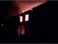 В Тверской области на пожаре в расселенном доме погиб мужчина - Новости ТИА