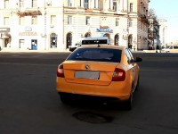 В Твери у нелегального таксиста забрали "Шкоду" - новости ТИА
