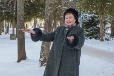 Жительница Тверской области написала и спела песню о тверской деревне - Новости ТИА