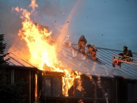 В Тверской области на пожаре погиб пожилой мужчина, второго жильца удалось спасти  - Новости ТИА