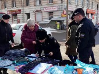 В Твери во время рейда выявили продавца с неоплаченными штрафами на сумму 200 тысяч рублей - новости ТИА