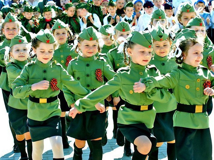 Парад малышковых войск в Конаково Парад малышковых войск в Конаково