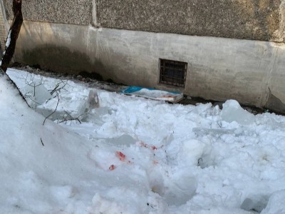 Недетские игры: в Твери ледяная глыба упала на 10-летнего ребёнка - новости ТИА