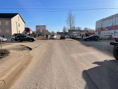 В Тверской области ослеплённая солнцем водитель сбила женщину - Новости ТИА