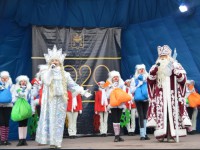 Дед Мороз и Снегурочка устроили большой праздник в Твери - Новости ТИА