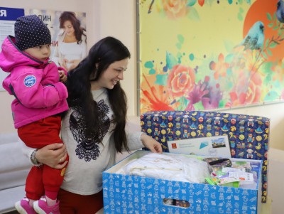 Около 6 000 подарков для новорождённых получили семьи Тверской области - новости ТИА