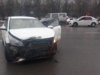 В центре Твери в ДТП с четырьмя машинами пострадал ребёнок - Новости ТИА