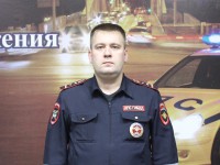 30-летний полицейский из Твери спас трёх человек во время страшной аварии на трассе М-10 - Новости ТИА