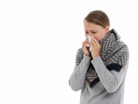 В Роспотребнадзоре рассказали, как отличить сезонную аллергию от коронавирусной инфекции - Новости ТИА