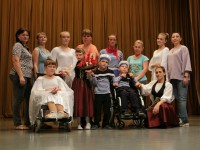 Тверскому танцевальному коллективу детей-инвалидов осталось собрать 60 тысяч для поездки на международный фестиваль в Москве - Новости ТИА