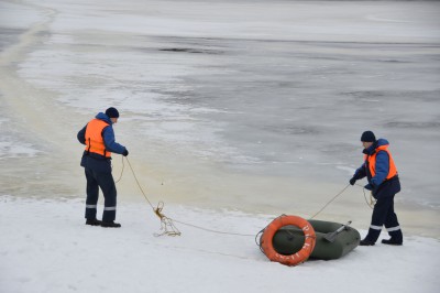 Из-за потепления на водоёмах Твери дежурят спасатели - Новости ТИА