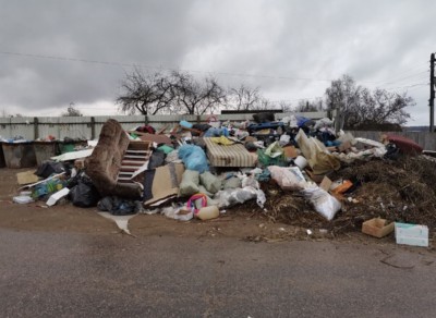 Жители посёлка Квакшино устали от мусора - народные новости ТИА
