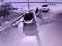 В Тверской области подросток на мопеде потерял пассажира и врезался в автомобиль - Новости ТИА