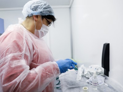 Гинцбург предложил ускорить регистрацию новой вакцины от коронавируса - Новости ТИА
