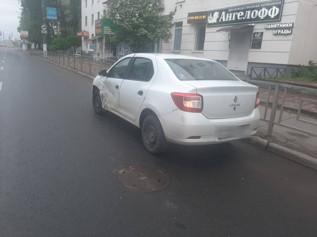 В Твери в двойном ДТП на Волоколамском проспекте столкнулись три автомобиля  - ТИА