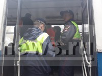 В Твери 77-летняя пассажирка троллейбуса ударилась и попросила у водителя денежную компенсацию - Новости ТИА