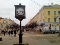 На бульваре Радищева установили уличные часы - Новости ТИА