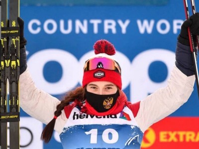 Женская сборная России по лыжным гонкам выиграла эстафету на Кубке мира - Новости ТИА