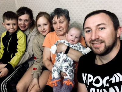 Молодая семья из Тверской области победила в конкурсе "Семья года – 2021" - Новости ТИА