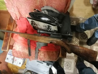 У жителя деревни в Тверской области изъяли оружие и боеприпасы - новости ТИА