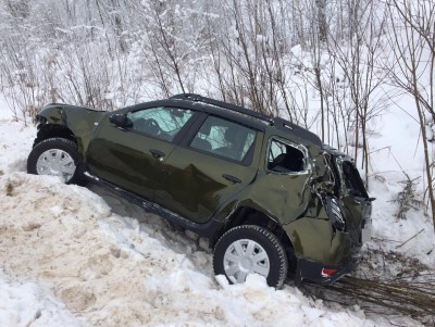 В Тверской области машина вылетела в кювет, пострадали два человека - новости ТИА