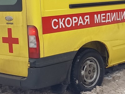 В Тверской области фельдшер пешком пробиралась к пациенту по непроезжей дороге - новости ТИА