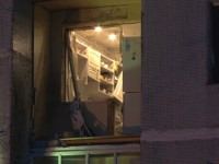 Прогнувшийся потолок, трещина в доме, выбитые балконы и запах пороха: жители дома на Гусева рассказали об утреннем  ЧП  - новости ТИА