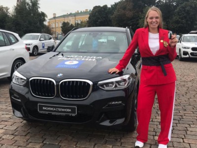 Тверской призер Олимпийских игр Василиса Степанова получила ключи от BMW - новости ТИА