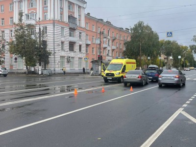 В аварии на проспекте Победы пострадала 10-летняя девочка - новости ТИА