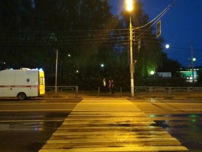 В Твери водитель сбил женщину на пешеходном переходе и скрылся с места ДТП - Новости ТИА