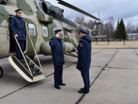 Замминистра обороны РФ осмотрел аэродром в Торжке - новости ТИА