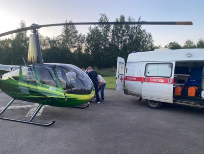 Пилоты-добровольцы доставили потерявшуюся в лесах под Кимрами в больницу - новости ТИА