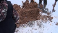 Убил и закопал на кладбище: полицейские задержали подозреваемого - новости ТИА