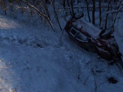 В Тверской области автомобиль улетел в кювет, пострадала женщина - новости ТИА