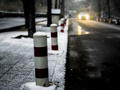 Водителей Тверской области предупреждают о гололедице на дорогах - новости ТИА