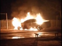 Во Ржеве сожгли Тойоту Камри, очевидцы сняли видео - Новости ТИА