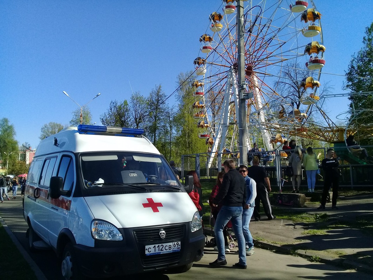 Подслушано в твери. Скорая Тверь. Торжок станция скорой помощи. Скорая помощь Калининский район Тверь. Подслушано у медиков Тверь.