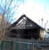 Сгоревший дом как символ безответственности и нерасторопности - Народные Новости ТИА