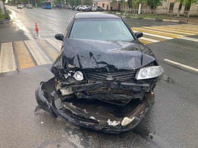 Утром в Твери столкнулись три автомобиля, пострадал человек - Новости ТИА