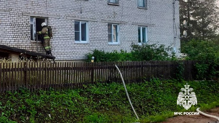 Непотушенная сигарета стала причиной гибели мужчины в Тверской области - новости ТИА