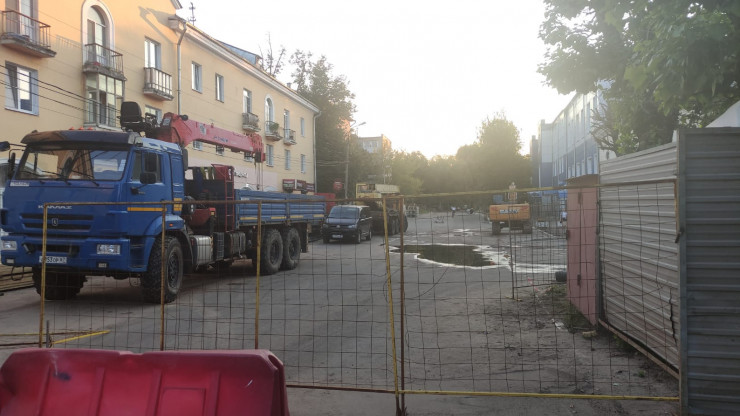 На улице Фурманова Твери идёт масштабный ремонт по замене участка тепломагистрали - новости ТИА